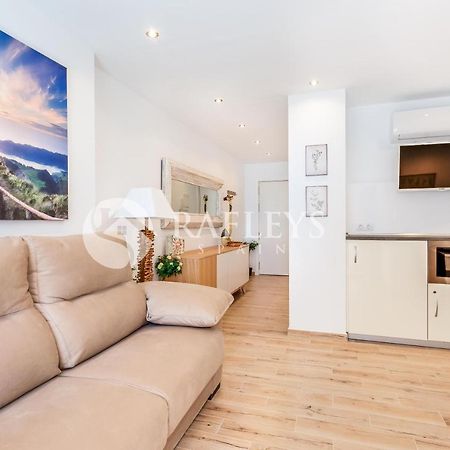 Modern 1 Bedroom Apartement In Very Center Of Marbella. Bagian luar foto