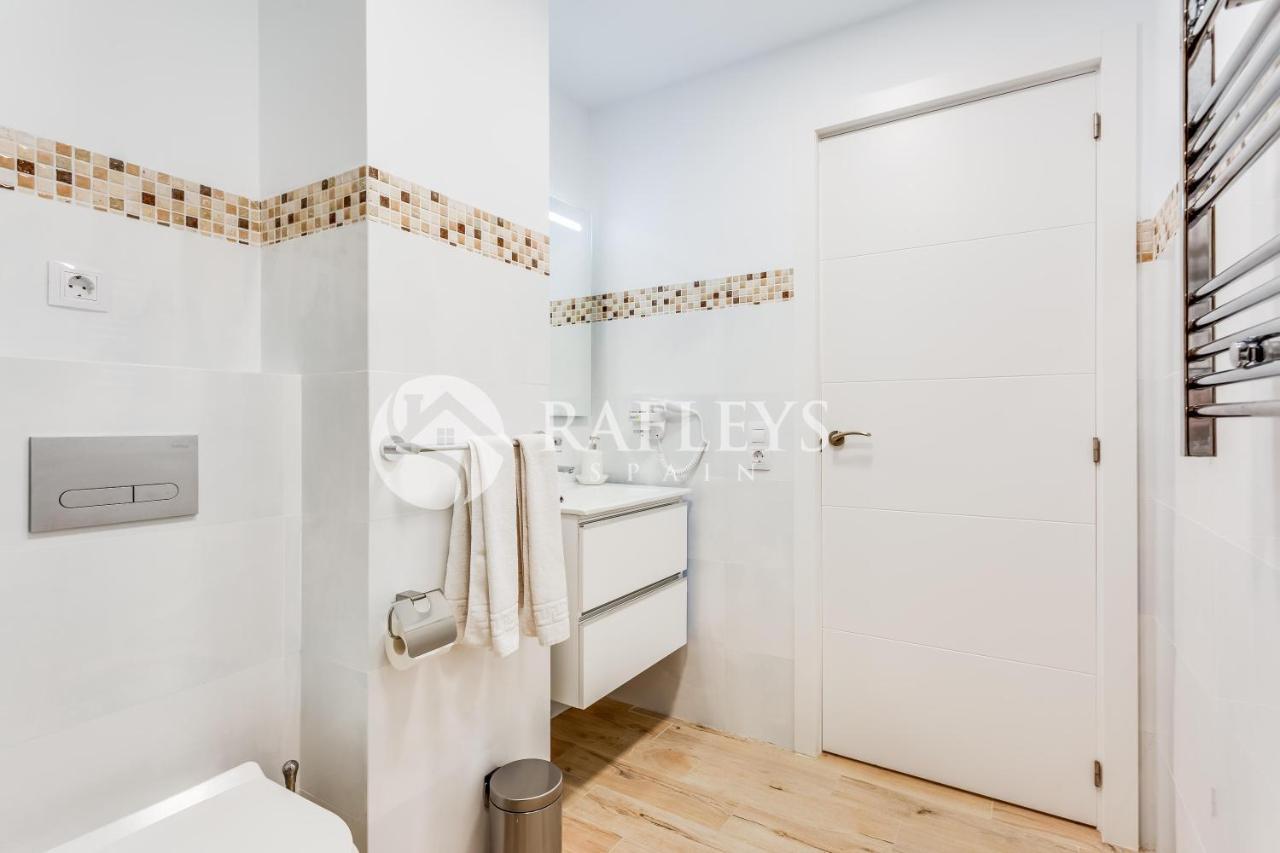 Modern 1 Bedroom Apartement In Very Center Of Marbella. Bagian luar foto
