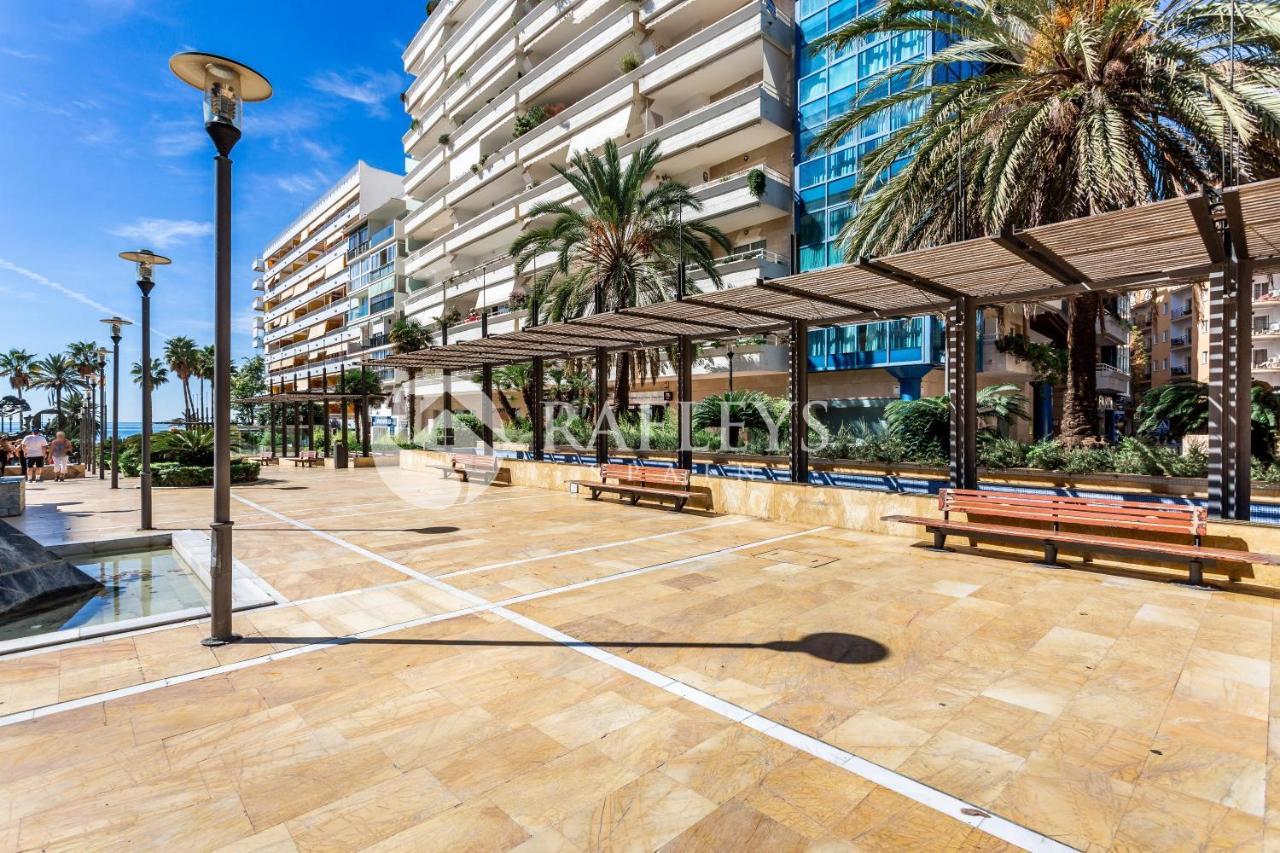 Modern 1 Bedroom Apartement In Very Center Of Marbella. Bagian luar foto